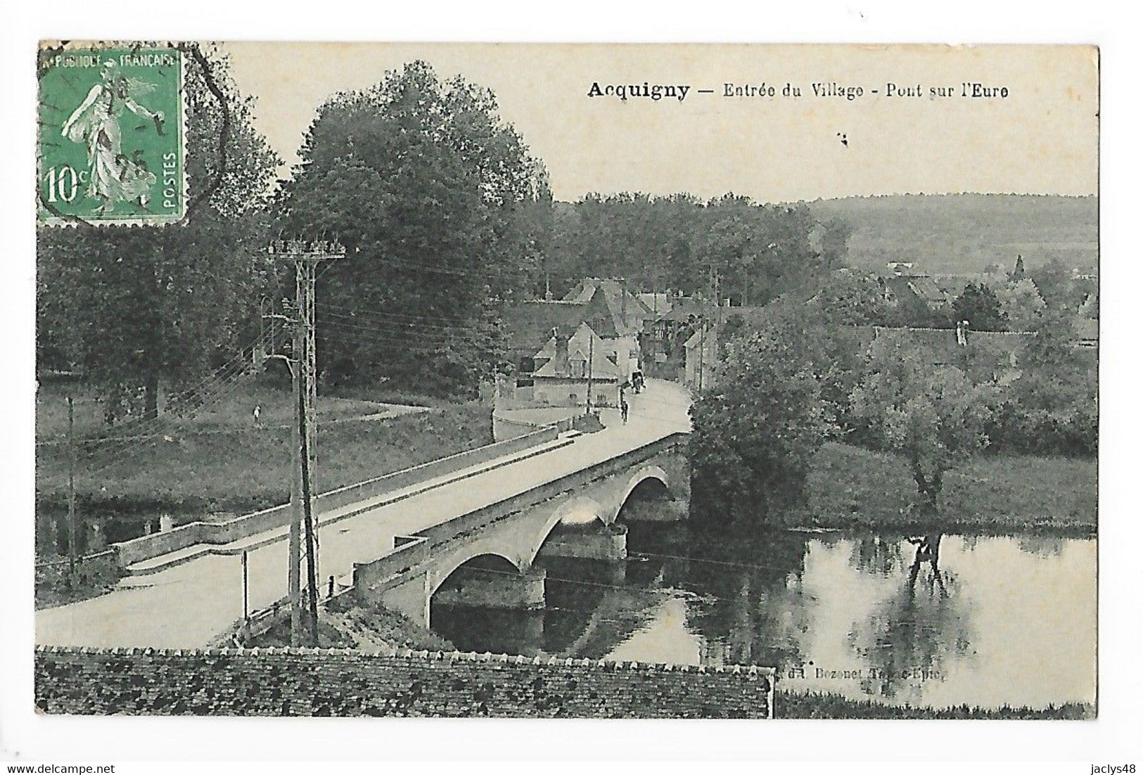 ACQUIGNY  (cpa 27)  Entrée Du Village - Pont Sur L'Eure   -  L 1 - Acquigny