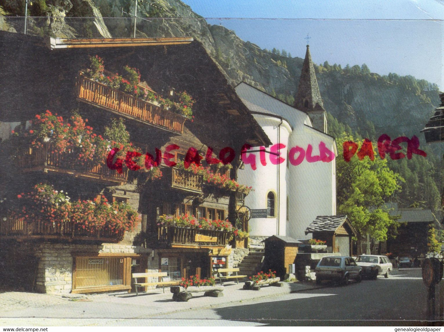 SUISSE - DANS LE VILLAGE D' EVOLENE - VALAIS- EDITEUR DARBELLAT MARTIGNY - Evolène