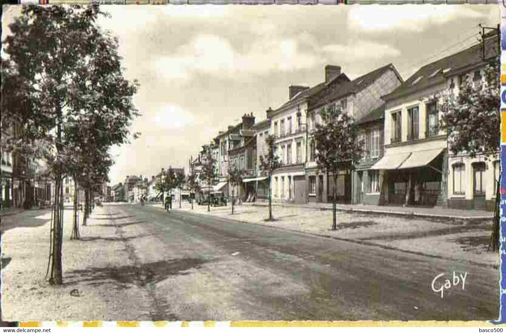 1962 ROUTOT : Commerces Rue PRICIPALE Animée - Routot