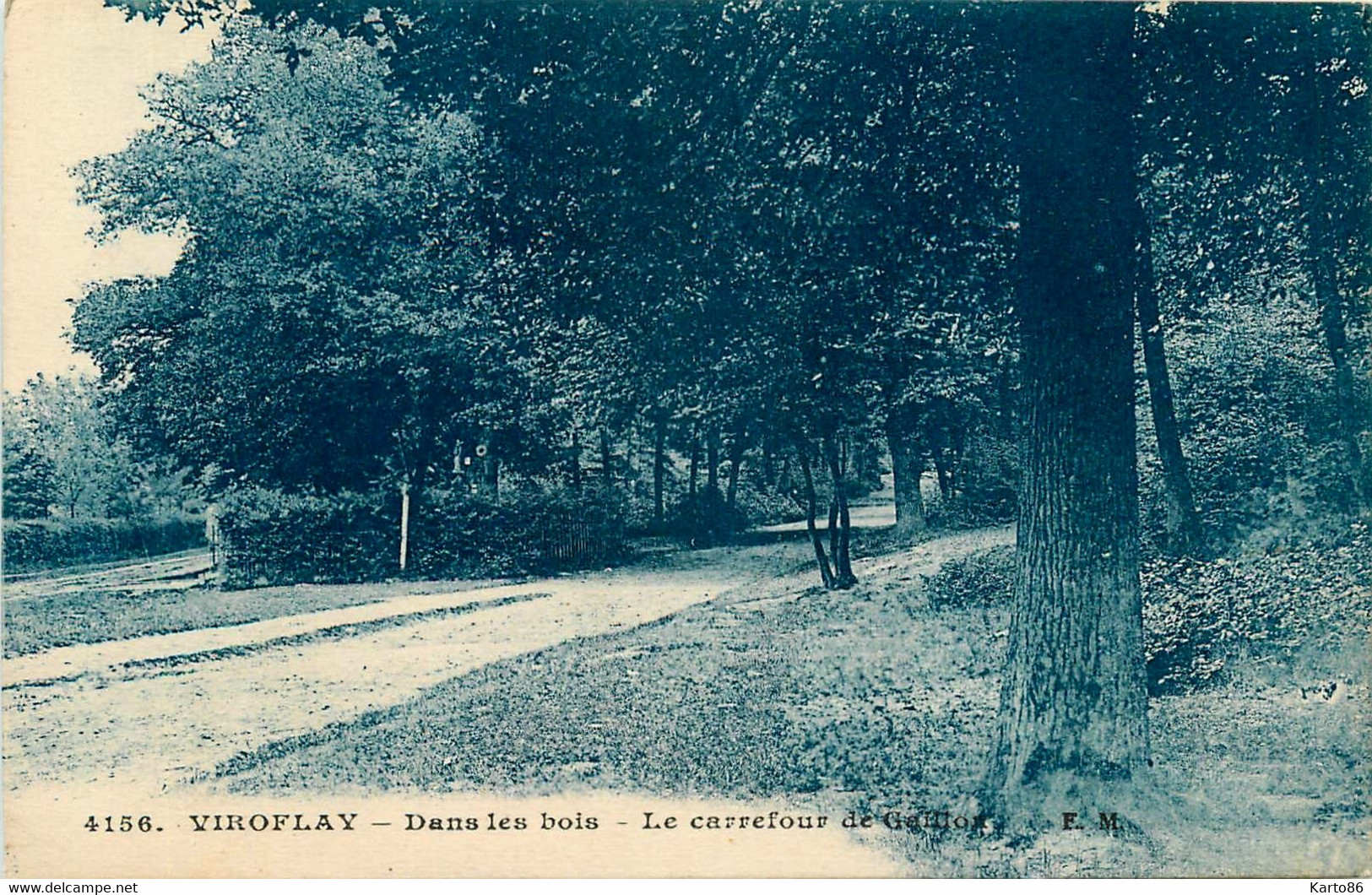 Viroflay * Dans Les Bois * Le Carrefour De Gaillon - Viroflay