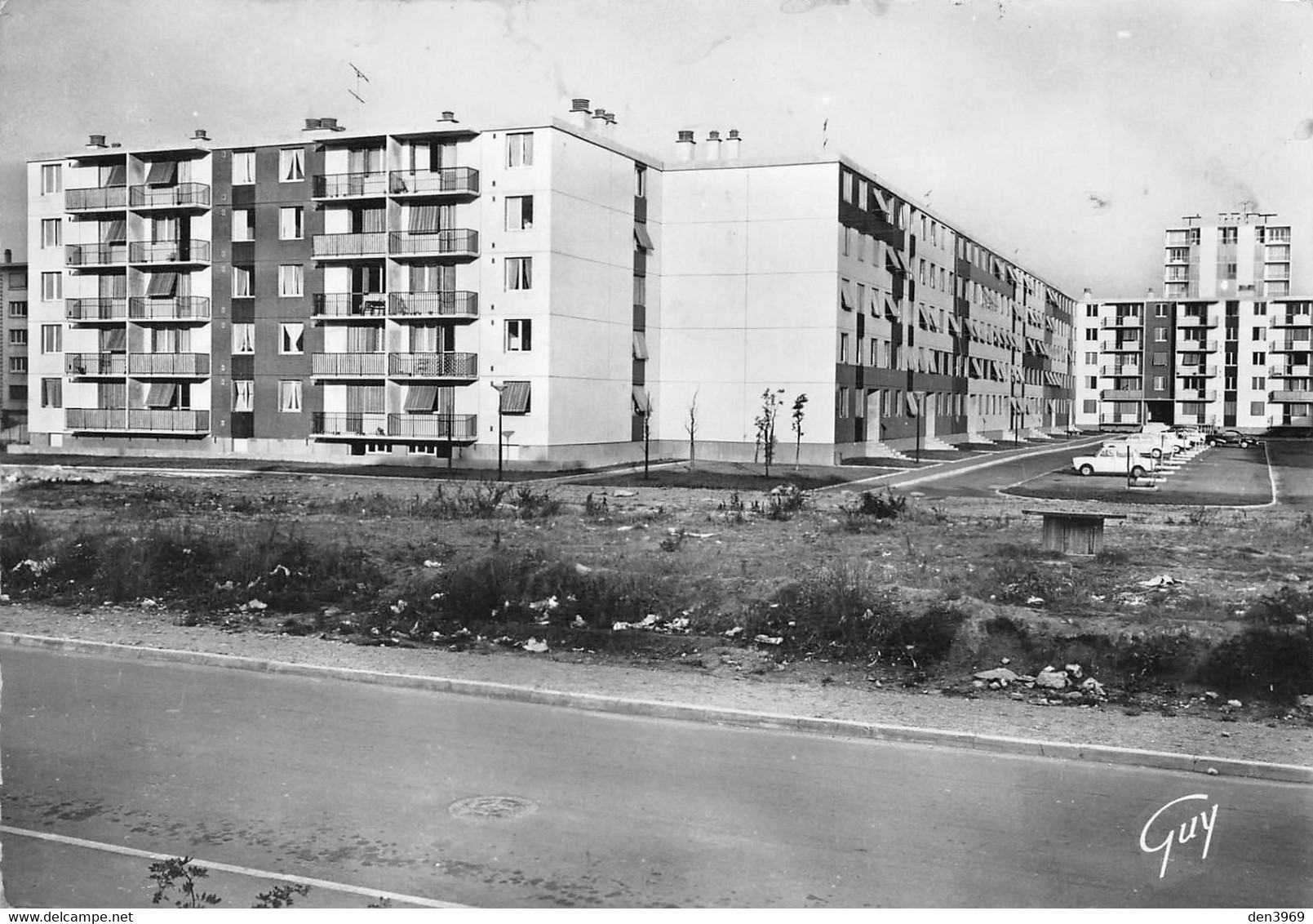 Le BLANC-MESNIL - Cité De L'Espace, Rue Fernand Léger - Immeubles, HLM - Le Blanc-Mesnil