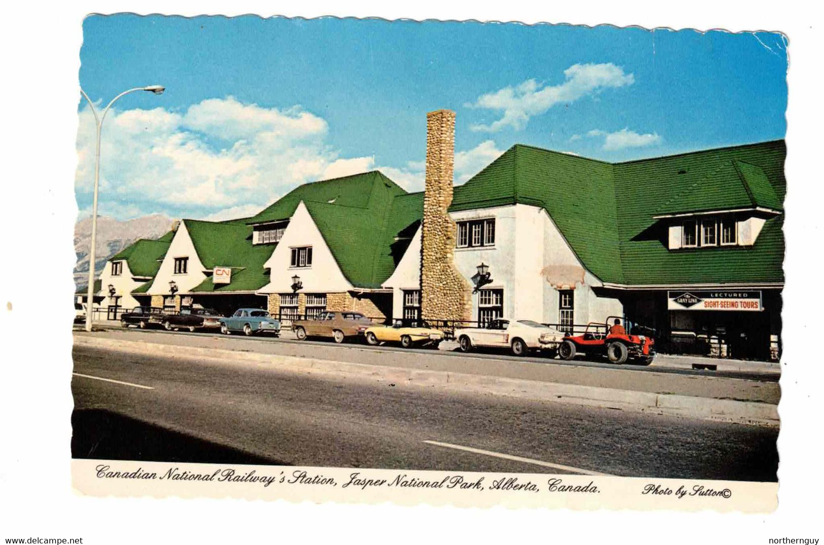 JASPER, Alberta, Canada, CNR Railway Station / Depot, Old Ford Mustang, MGB, 1988 4X6 Chrome Postcard - Jasper