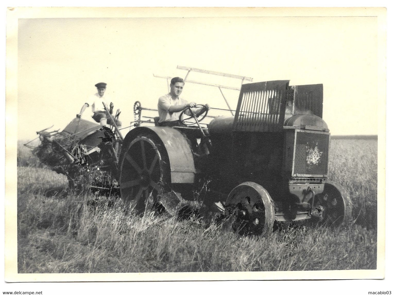 Thèmes - Agricultue :  Photographie  Tracteur   Réf 8279 - Trattori