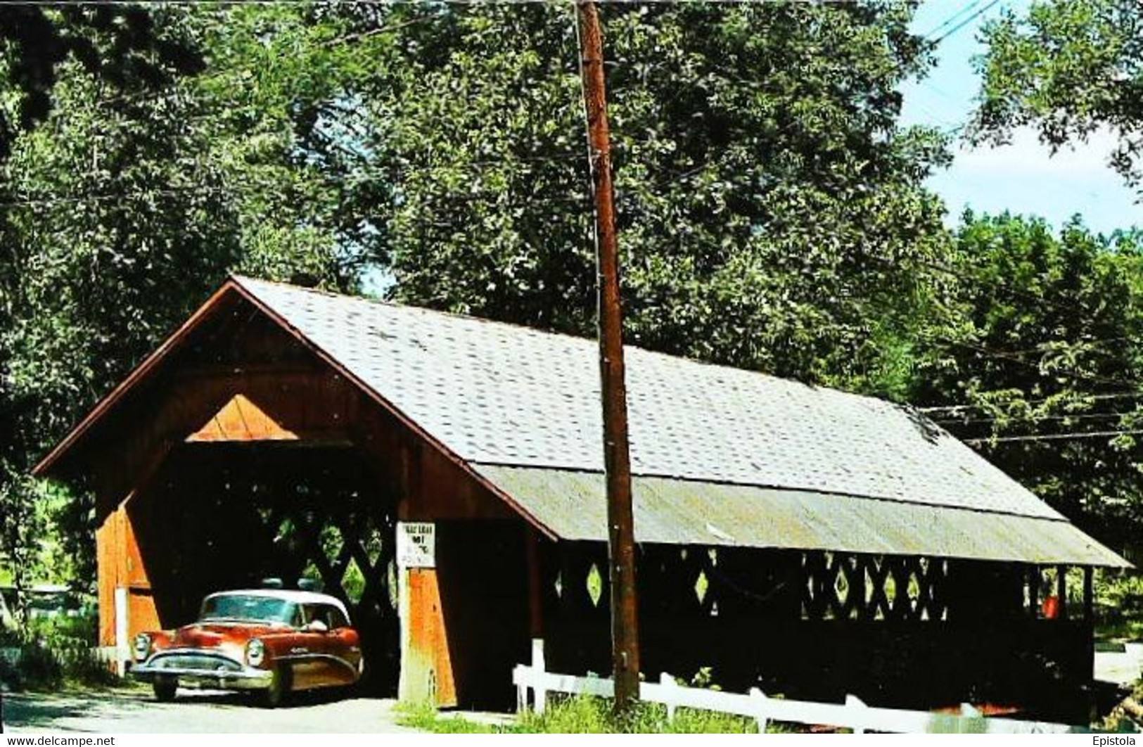 ► BUICK Roadmaster 1955 - Covered Bridge  Brattleboro , Vermont Roadside - American Roadside