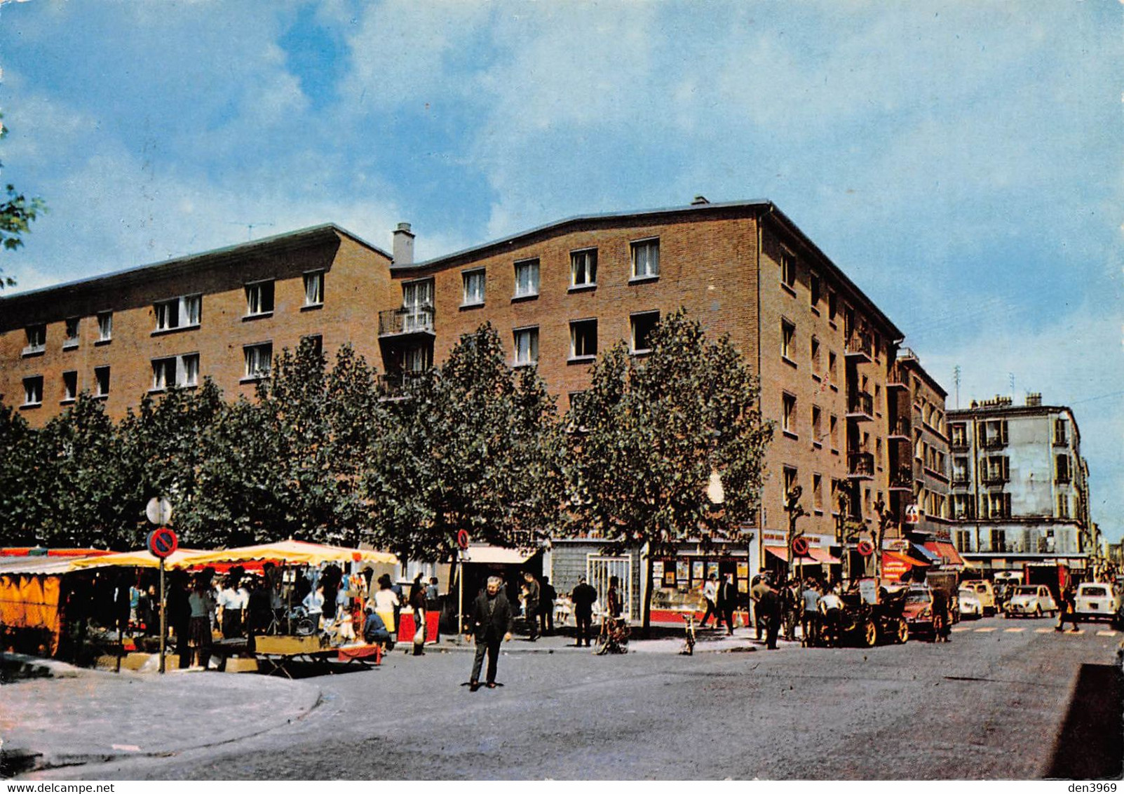 Le PRE-SAINT-GERVAIS - Les Grands Ensembles - Marché - Le Pre Saint Gervais