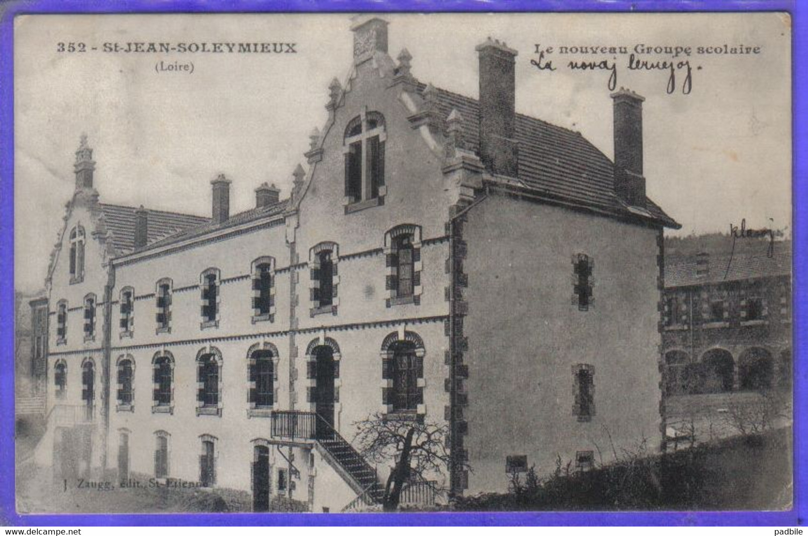 Carte Postale 42. Saint-Jean-Soleymieux  Le Nouveau Groupe Scolaire  Très Beau Plan - Saint Jean Soleymieux