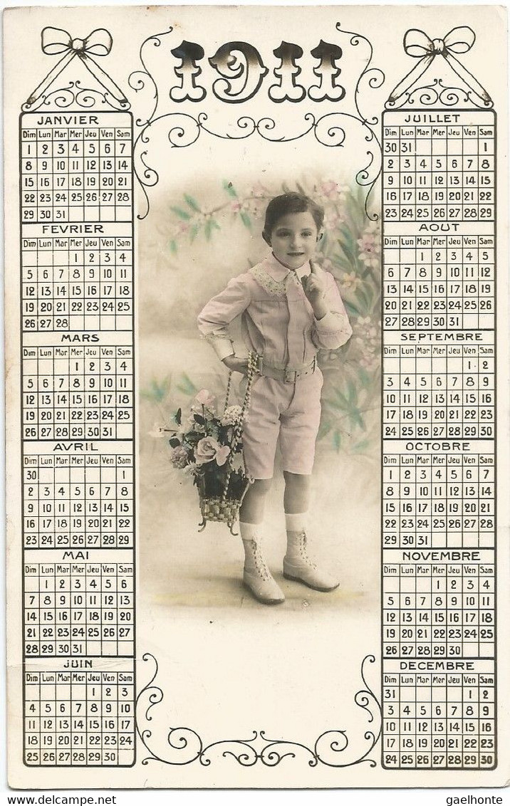 D2733 CALENDRIER ANNEE 1911 - PHOTO D'ENFANT - JEUNE GARCON TENANT DES FLEURS - Andere & Zonder Classificatie