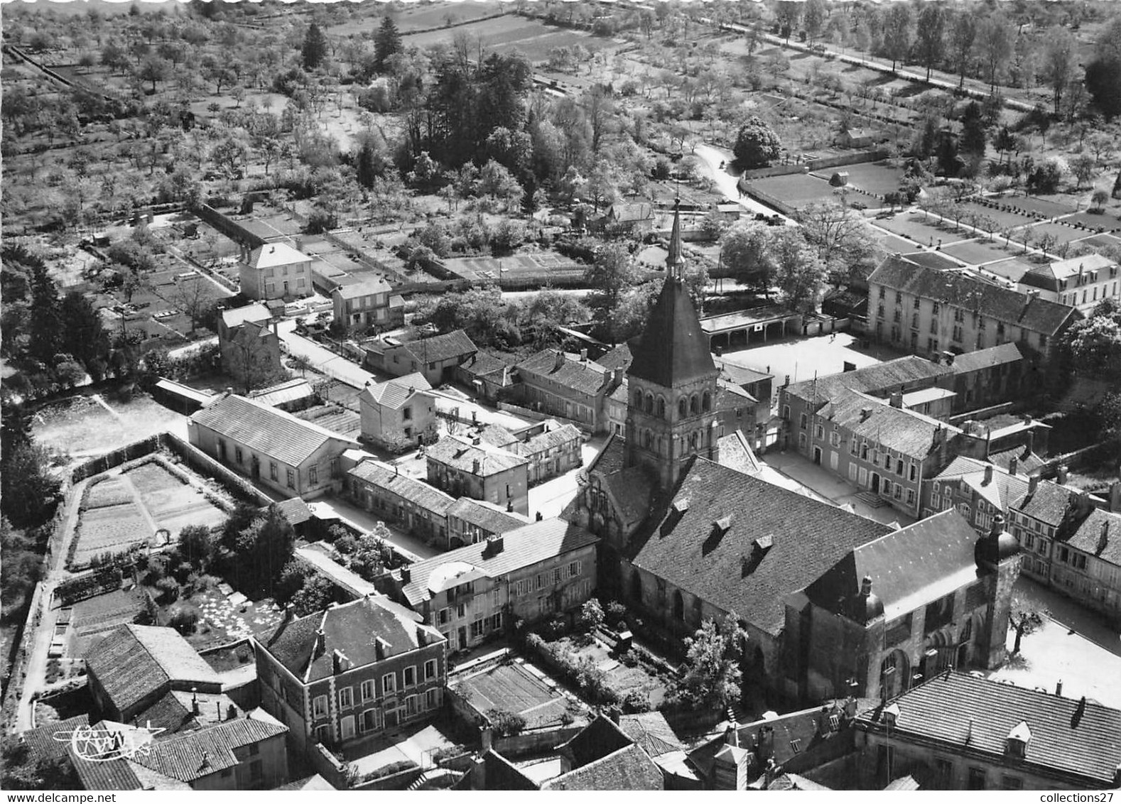 52-WASSY-L'EGLISE NOTRE-DAME VUE AERIENNE - Wassy