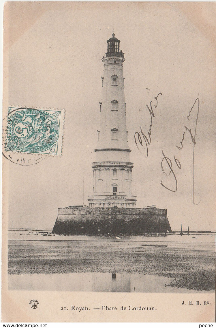 N° 8802 R -cpa Royan -le Phare De Cordouan- - Lighthouses