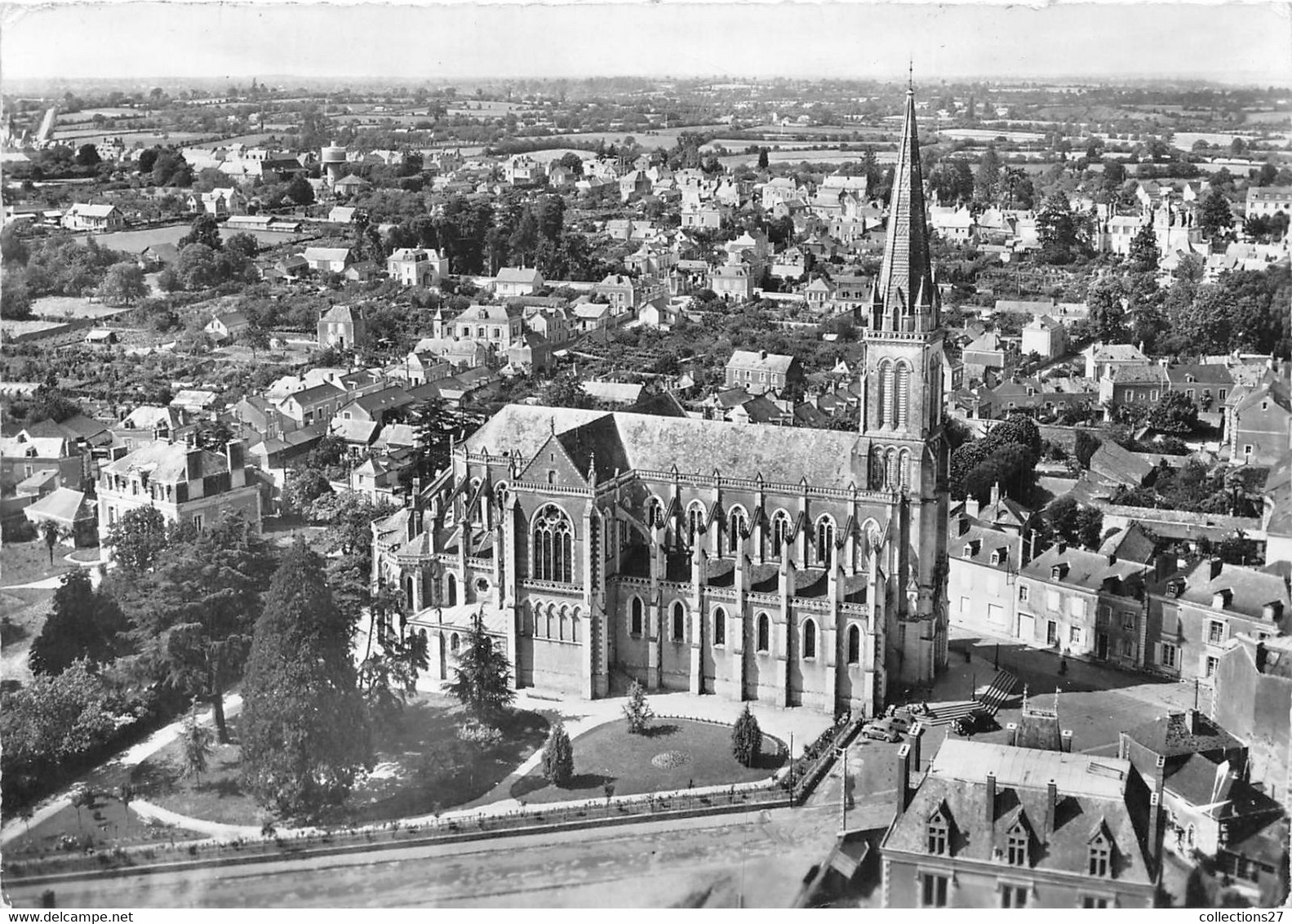 53-CHATEAU-GONDIER- EGLISE ST-REMY VUE DU CIEL - Chateau Gontier