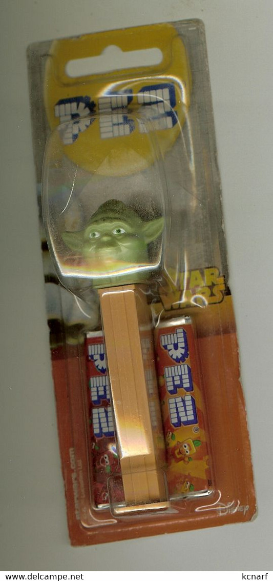 PEZ Sous Blister STAR WARS Maitre Yoda. - Pez