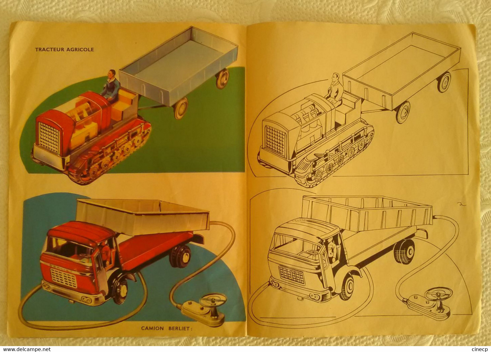 CAHIER DE COLORIAGE PUBLICITAIRE POUR LES JOUETS MONT-BLANC RUMILLY - CAMION BERLIET AVION AIR FRANCE AUTO MOTO TRACTEUR