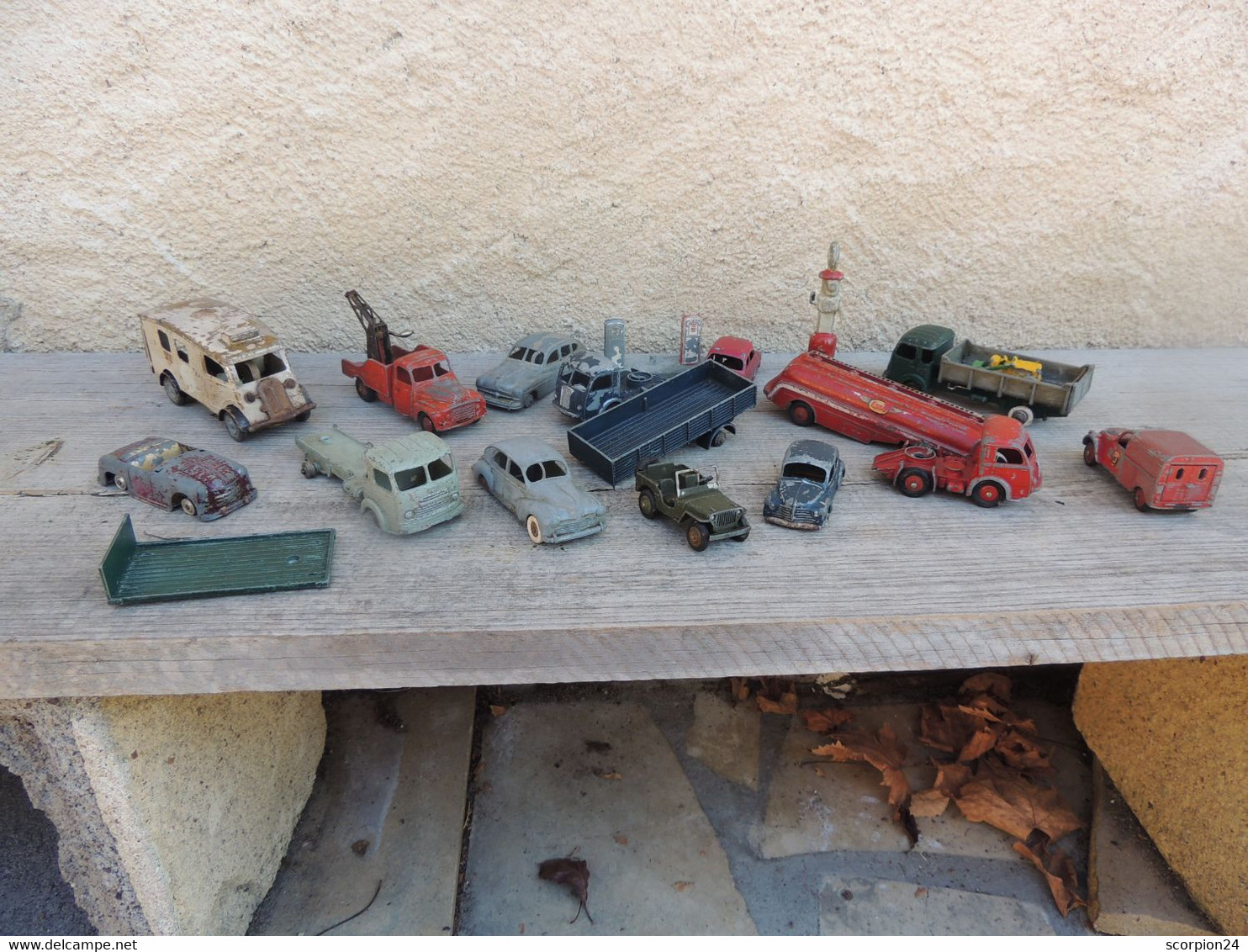 DINKY ( Lot ) / CIJ  ( 1 ) / MINIC TOYS (1 ) - Antikspielzeug