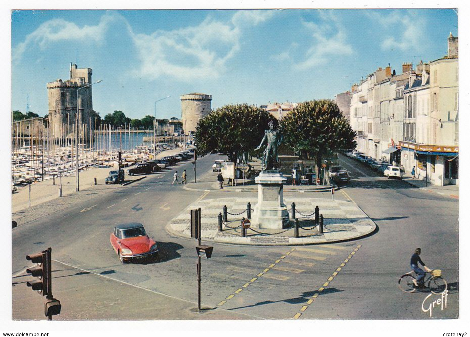 17 LA ROCHELLE N°171/4 VOIR ZOOM Citroën DS Renault 4L Juva 4 Tabac Homme à Vélo Statue De Duperré VOIR DOS - La Rochelle