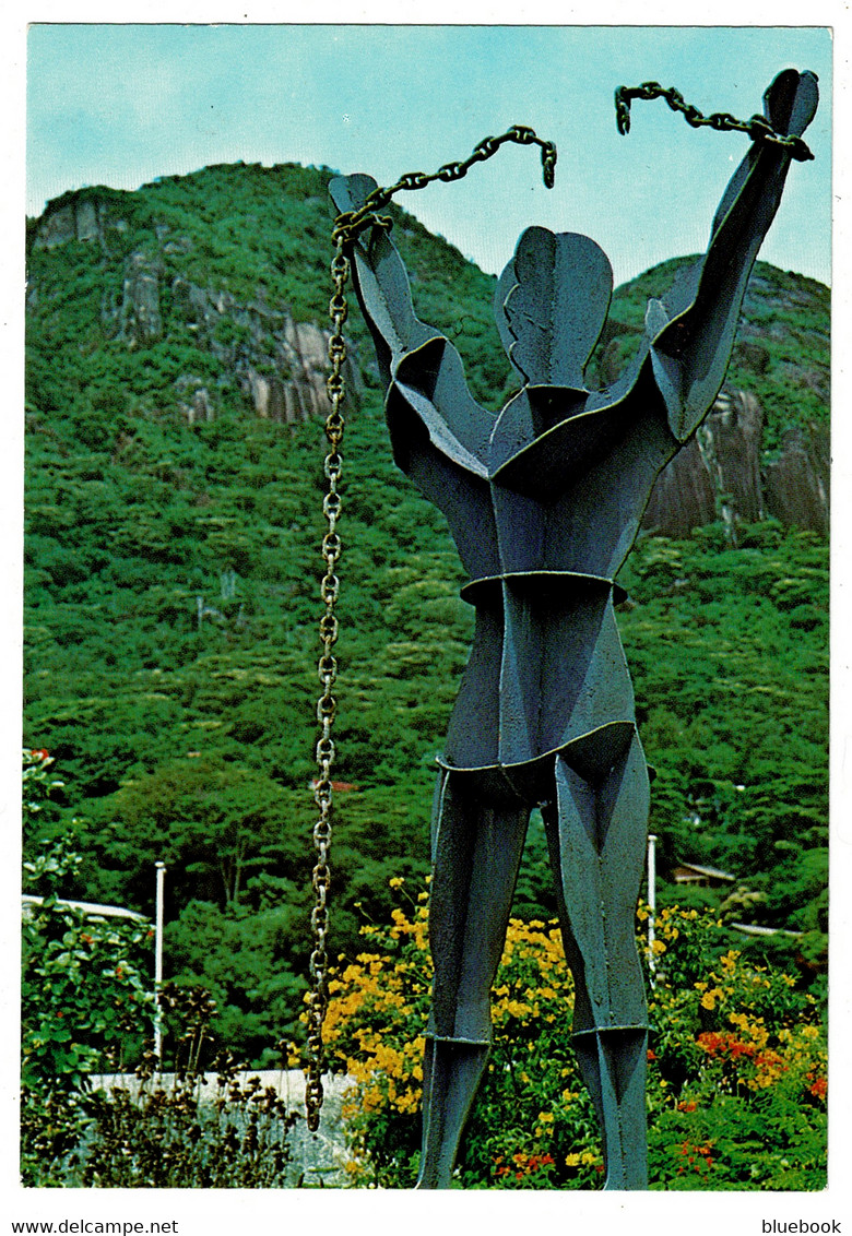 Ref 1427 - Seychelles Postcard - Zombre Libre Mahe - Metal Sculpture - Seychelles