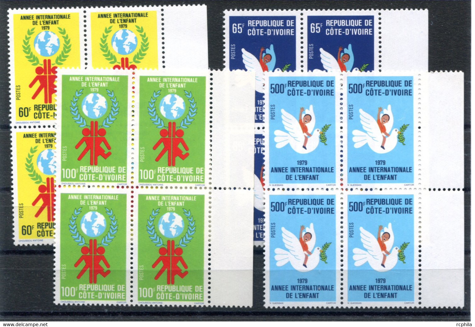 RC 19211 COTE D'IVOIRE COTE 34€ N° 489 / 492 ANNÉE INTERNATIONAL DE L'ENFANT SÉRIE COMPLETE BLOCS DE 4 NEUF ** MNH - TB - Ivory Coast (1960-...)