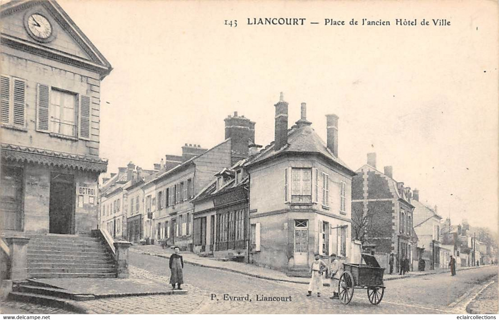 Liancourt         60         Place De L'ancien Hôtel De Ville          (voir Scan) - Liancourt