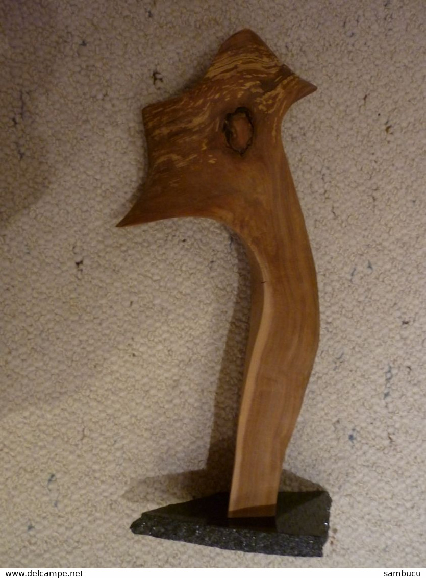 Holzfigur Aus Kirsche - Holz