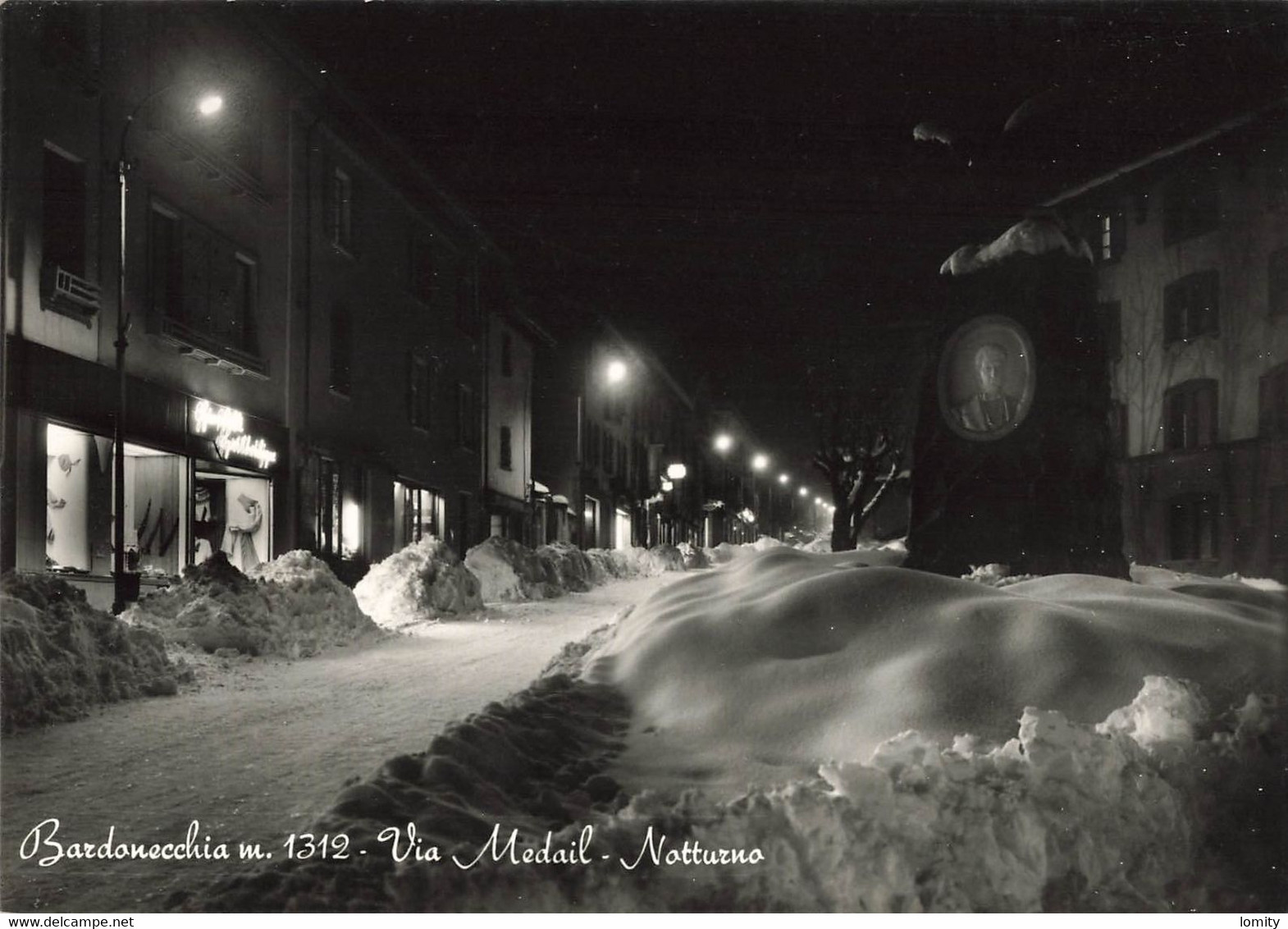 Italie Bardonecchia Torino Turin Bardonneche Via Medail Notturno CPSM GF - Bars, Hotels & Restaurants