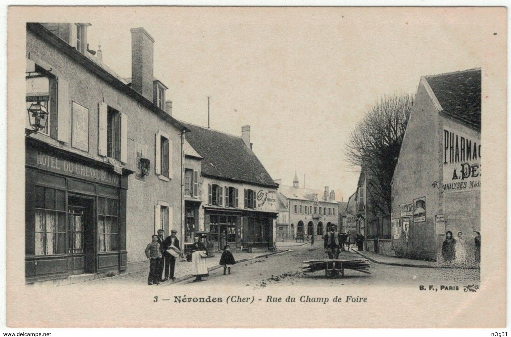 18 - NERONDES - Rue Du Champ De Foire. - Nérondes