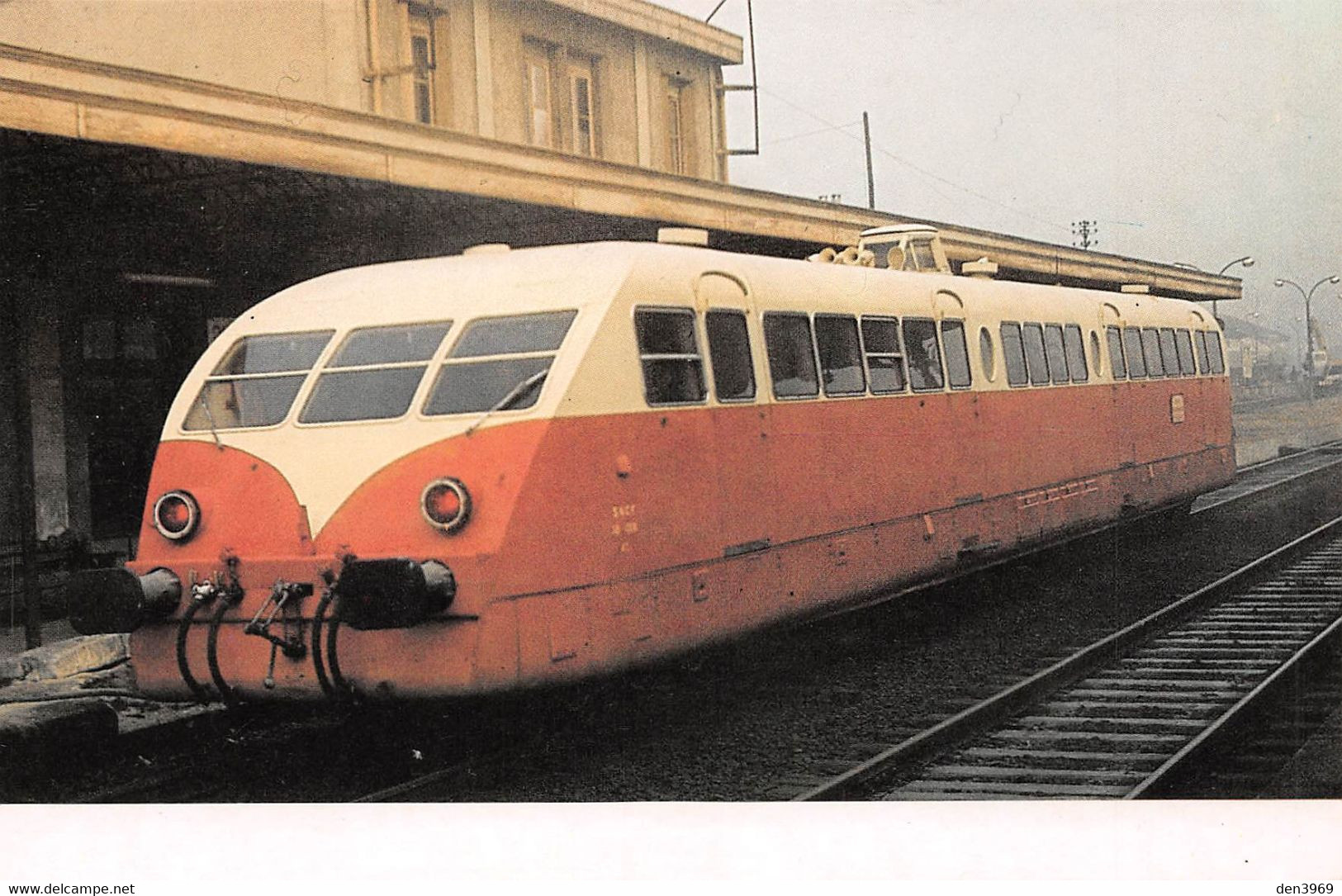 En Gare De NOGENT - Le Perreux - Train Bugatti X1008 - Photo D. Fayole - Nogent Sur Marne