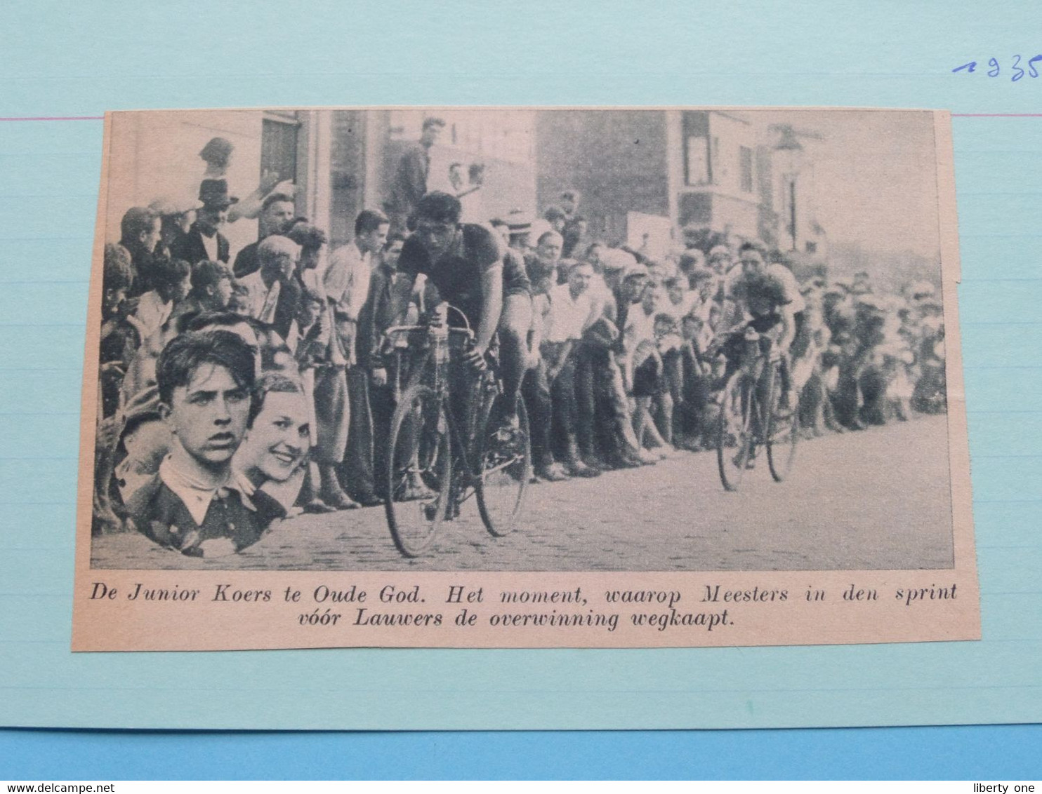 Junior Koers Te OUDE GOD : MEESTERS In Den Sprint Voor LAUWERS - 1935 ( Zie Foto Voor Detail ) KRANTENARTIKEL ! - Cyclisme