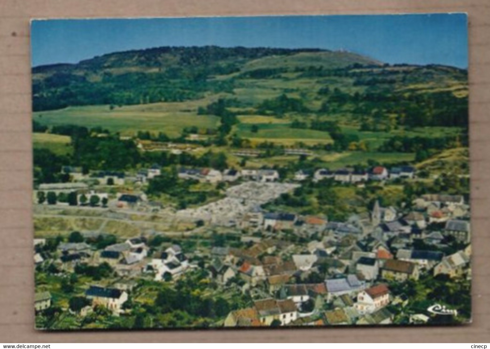 CPSM 38 - LA MOTTE-D'AVEILLANS - Vue Générale Aérienne Et Les AVEILLES - TB Vue D'ensemble Du Village - Motte-d'Aveillans