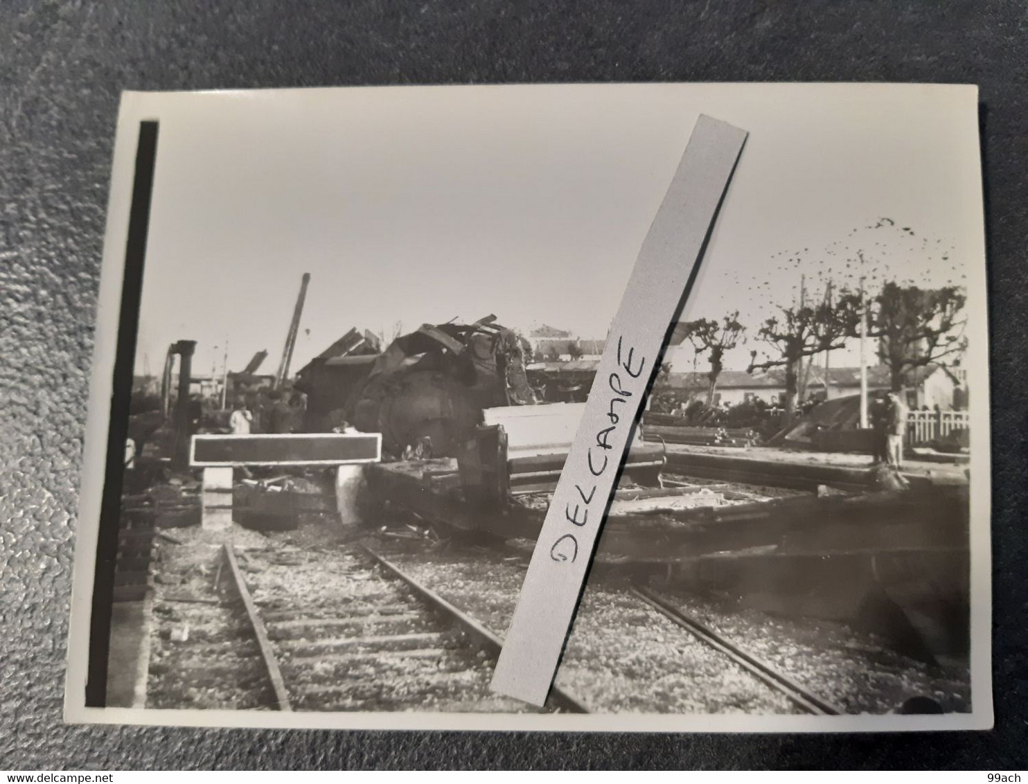 SNCF : Photo Originale Anonyme 13x18 : Accident De Train REVIGNY (55) - Treni