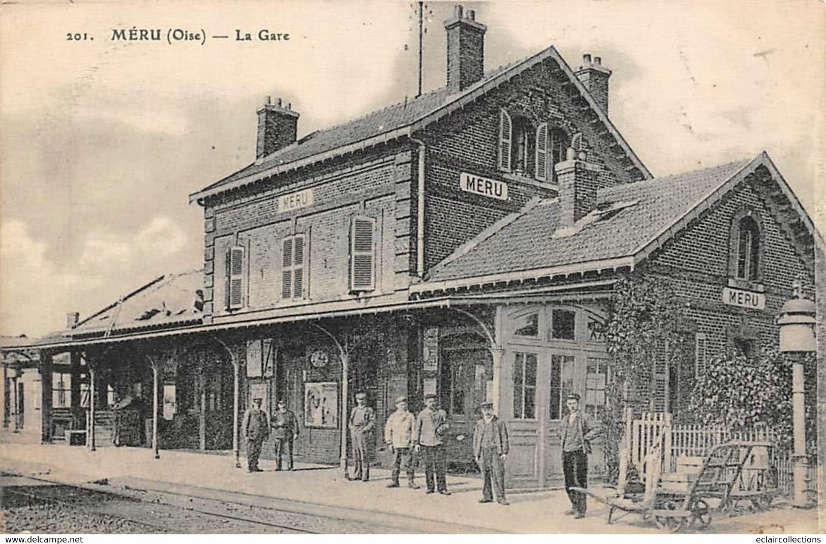 Méru        60        Intérieur De La Gare      (voir Scan) - Meru