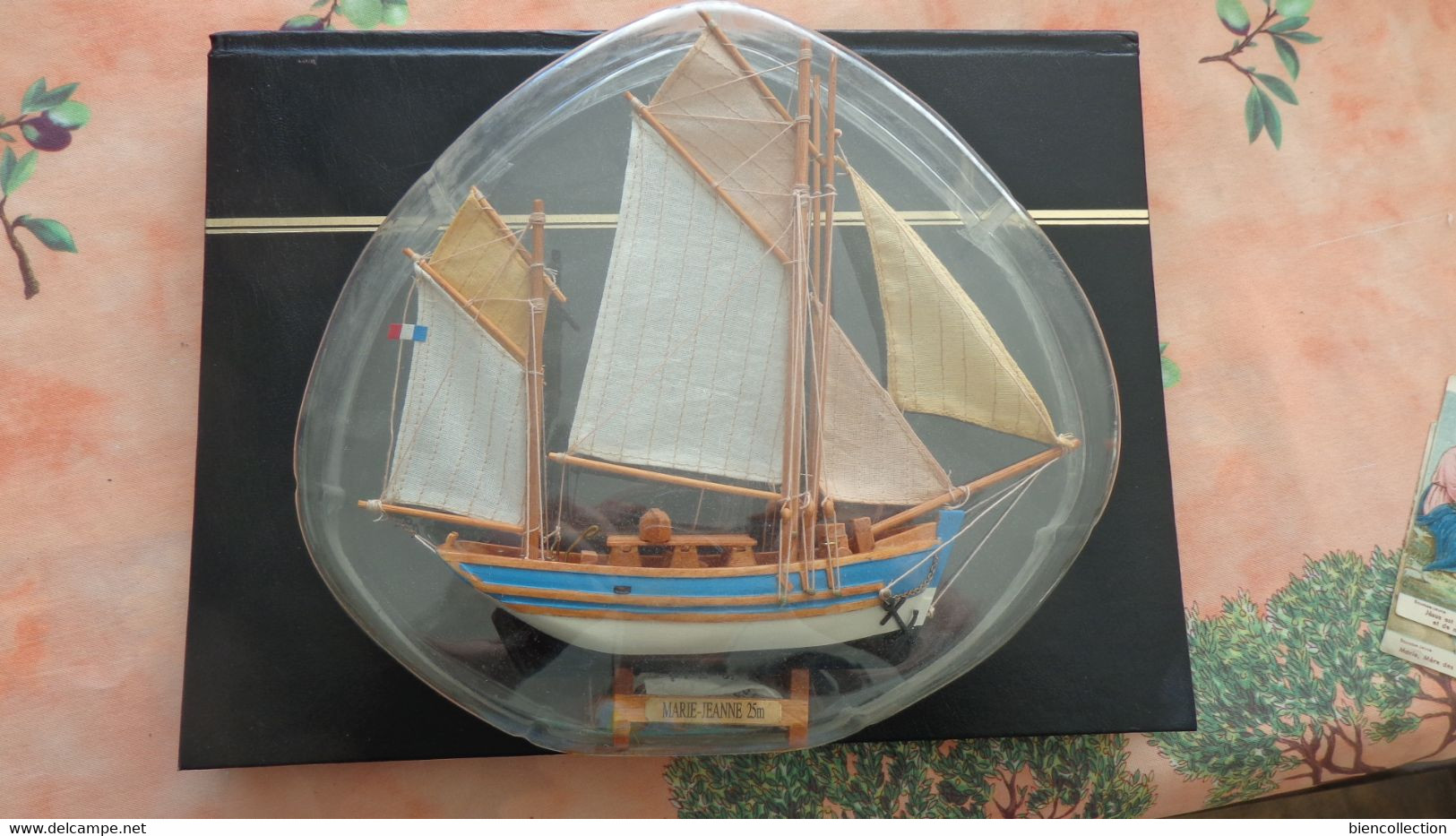 Maquette D'une Marie Jeanne 25m ; Hauteur 20cm , Longueur 21cm - Boats