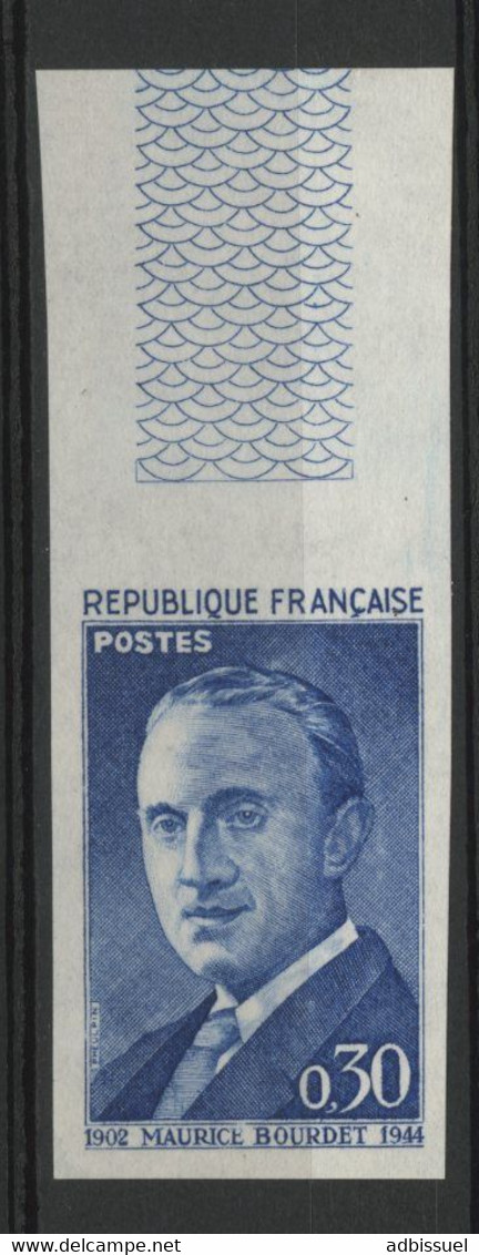N° 1329 ESSAI NON DENTELE JOURNALISTE BOURDET. 30ct Bleu Foncé Avec Bord De Feuille. Neuf ** (MNH). - Pruebas De Colores 1945-…