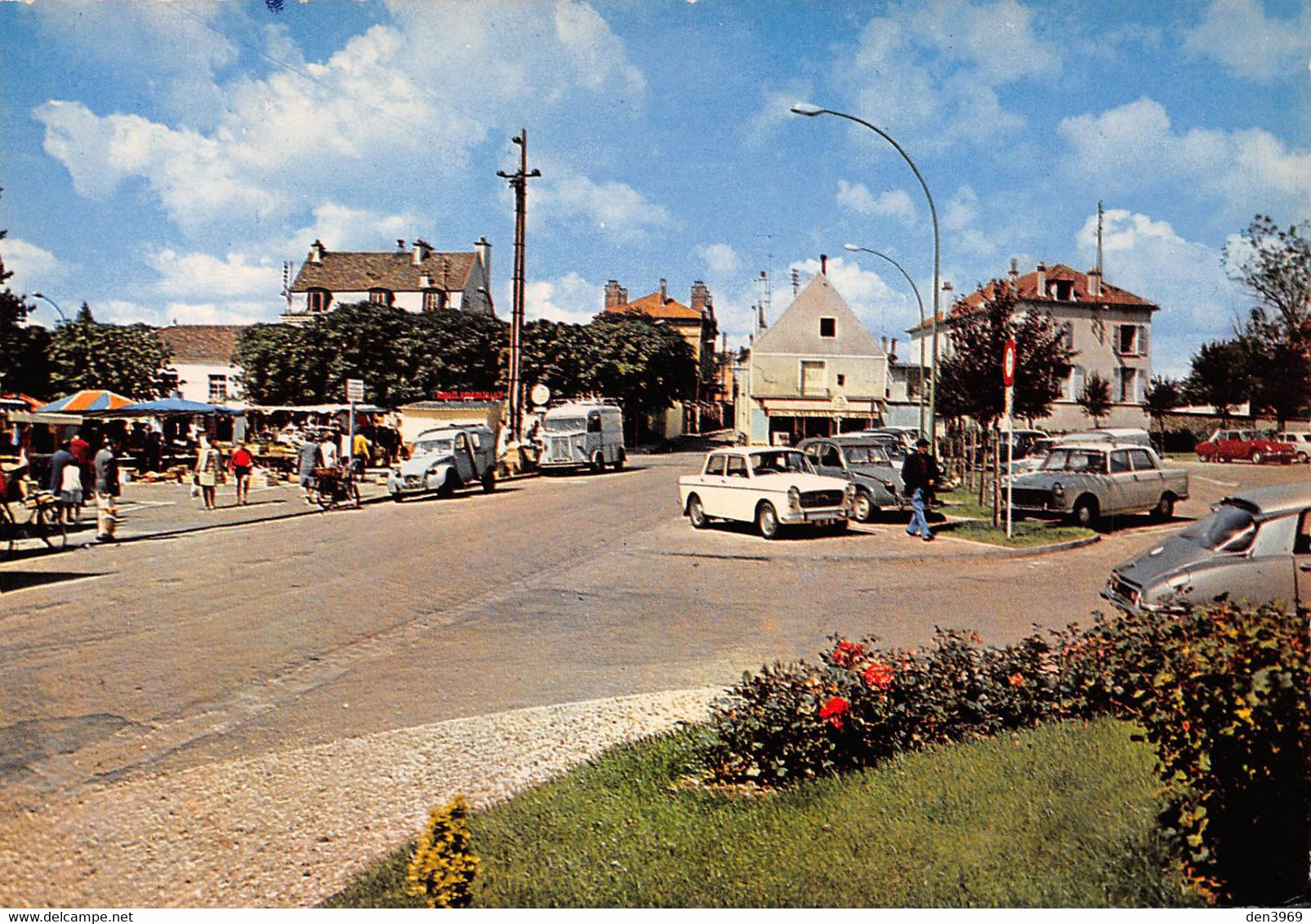 VILLECRESNES - Le Marché - Automobiles, Fourgon DS Et 2CV Citroën - Villecresnes