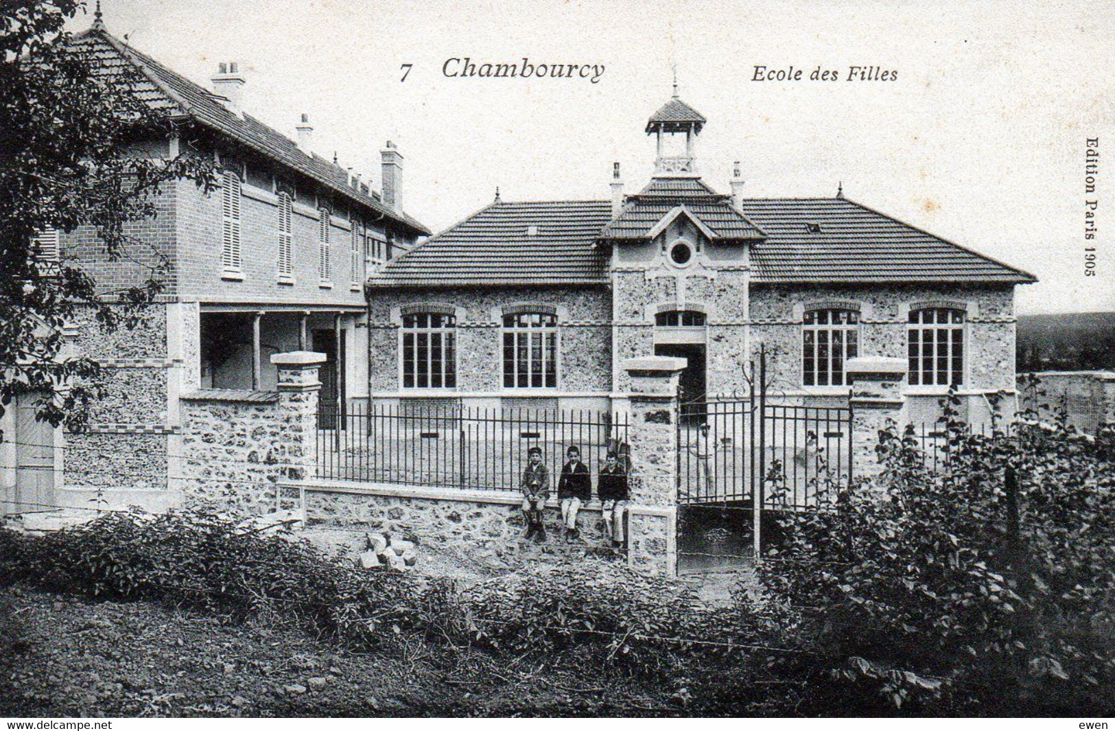 Chambourcy. Ecole Des Filles. - Chambourcy