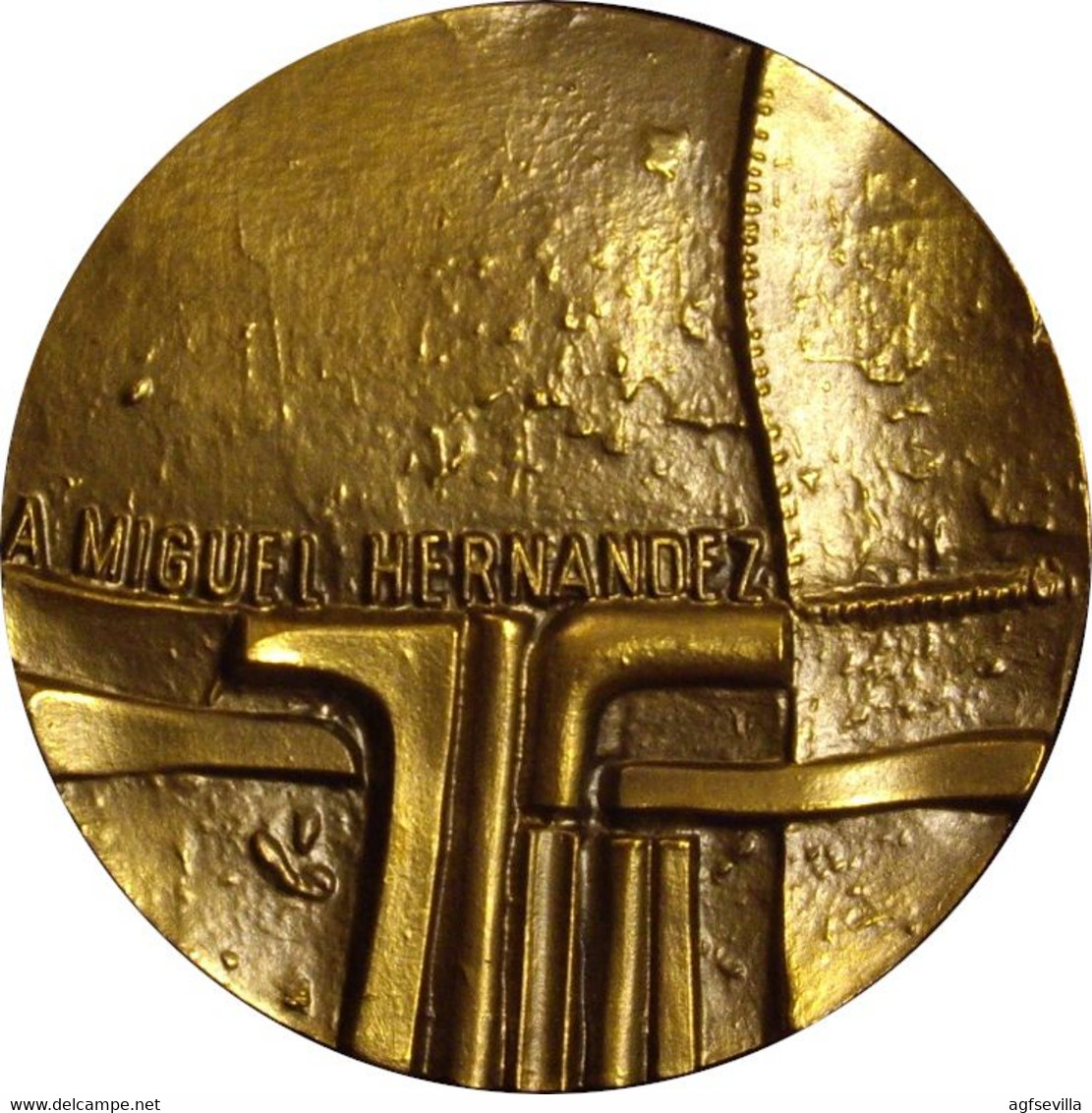 ESPAÑA. MEDALLA F.N.M.T. DEDICADA AL POETA MIGUEL HERNÁNDEZ. 1.983. BRONCE. ESPAGNE. SPAIN MEDAL - Professionnels/De Société