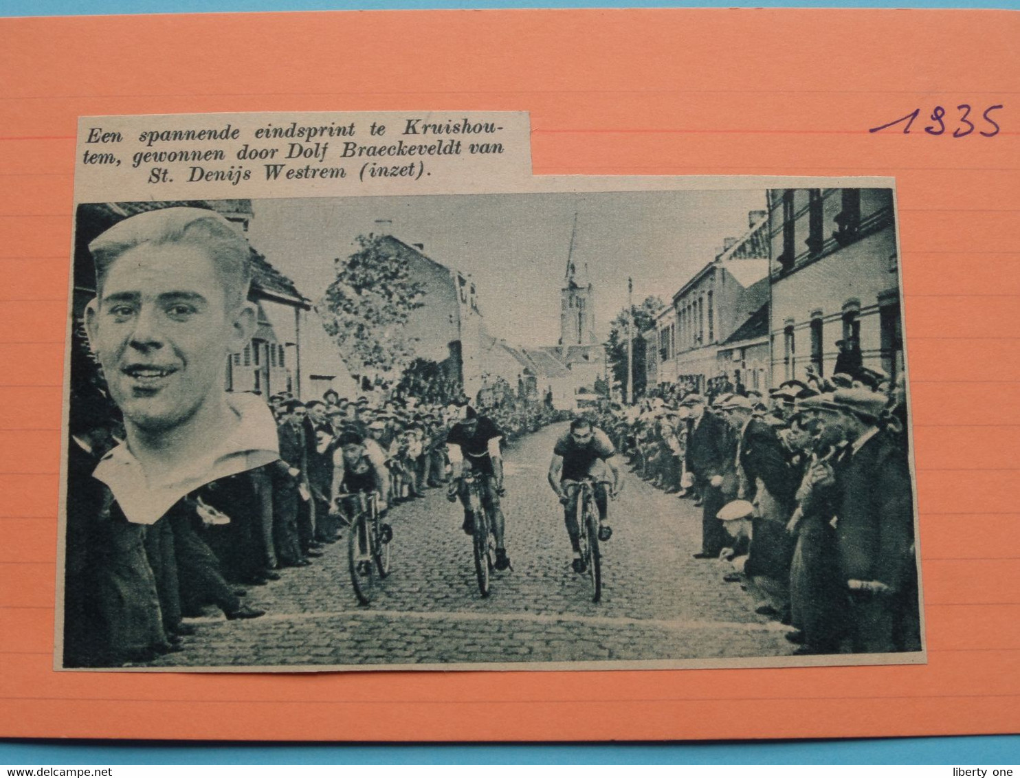 Eindsprint Te KRUISHOUTEM Winnaar Dolf BRAECKEVELDT Van St. Denijs West : 1935 ( Zie Foto Voor Detail ) KRANTENARTIKEL ! - Cyclisme