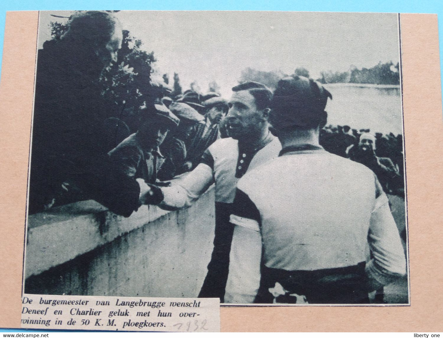 Burgemeester Van LANGEBRUGGE Wenst DENEEF & CHARLIER Geluk : 1932 ( Zie Foto Voor Detail ) KRANTENARTIKEL ! - Cyclisme