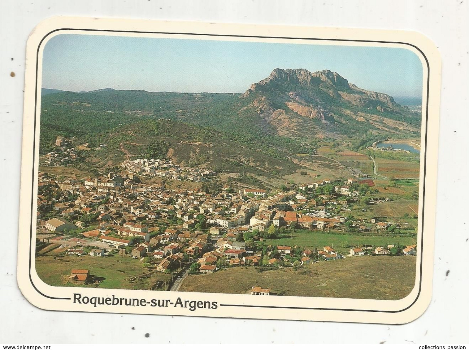 Cp , 83 ,  ROQUEBRUNE SUR ARGENS , Vue Générale Et Son Rocher , Voyagée , Ed. Sam , Photo G. Chassagne - Roquebrune-sur-Argens