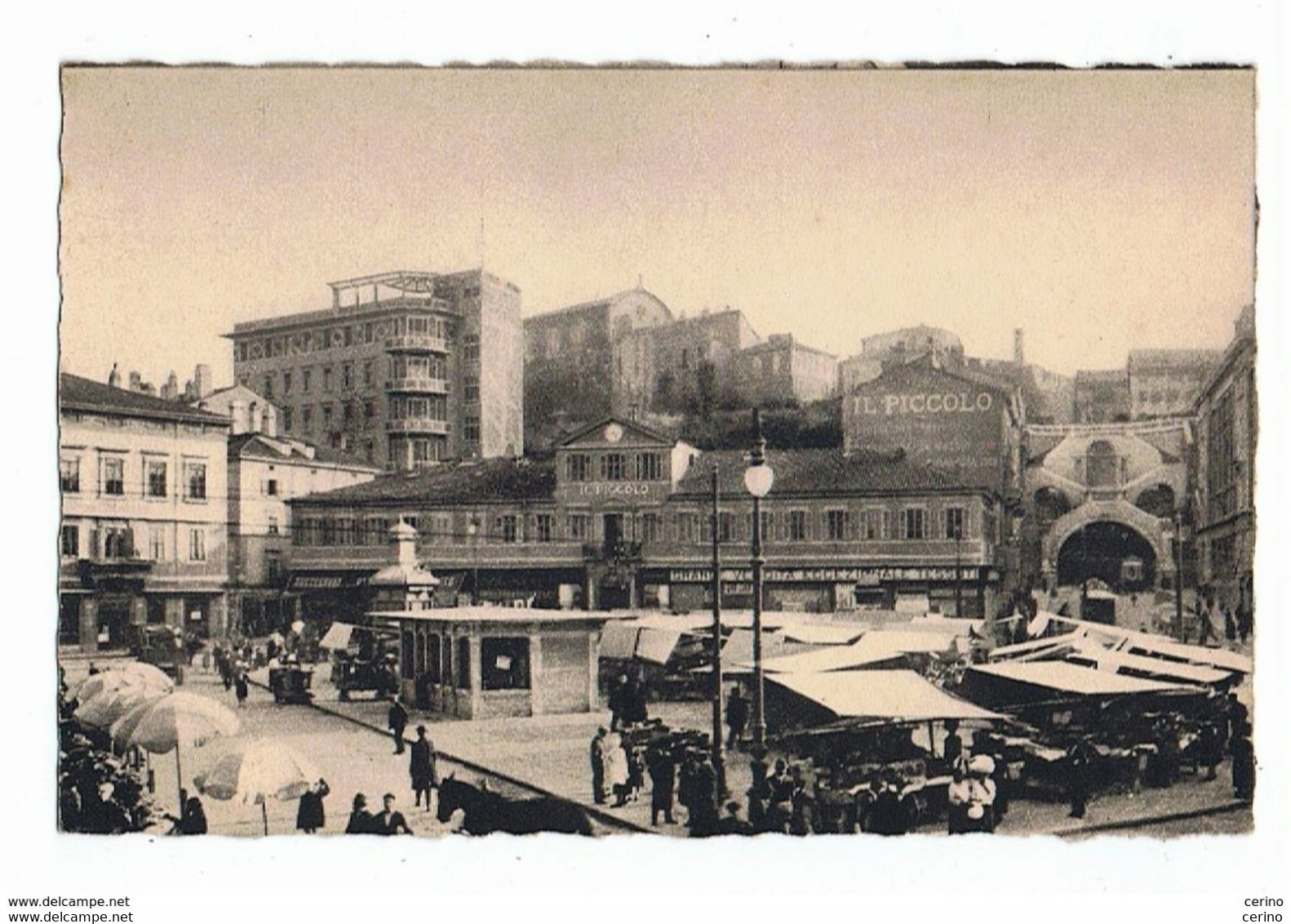 TRIESTE:  PIAZZA  GOLDONI  E  GALLERIA  DI  MONTUZZA  -  FP - Markthallen