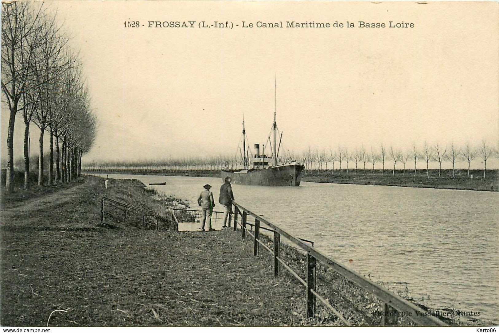 Frossay * Le Canal Maritime De La Basse Loire * Bateau Commerce - Frossay