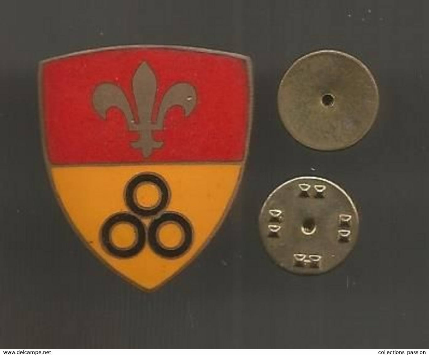 Insigne , Militaria  , 2 Scans ,  Frais Fr 1.95 € - Andere & Zonder Classificatie