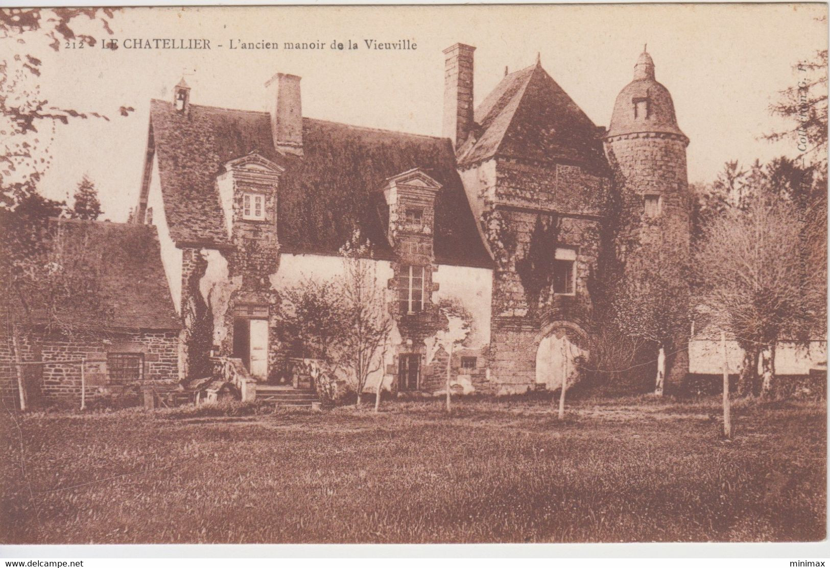 La Chatellier - Ancien Manoir De La Vieuville - Le Châtellier