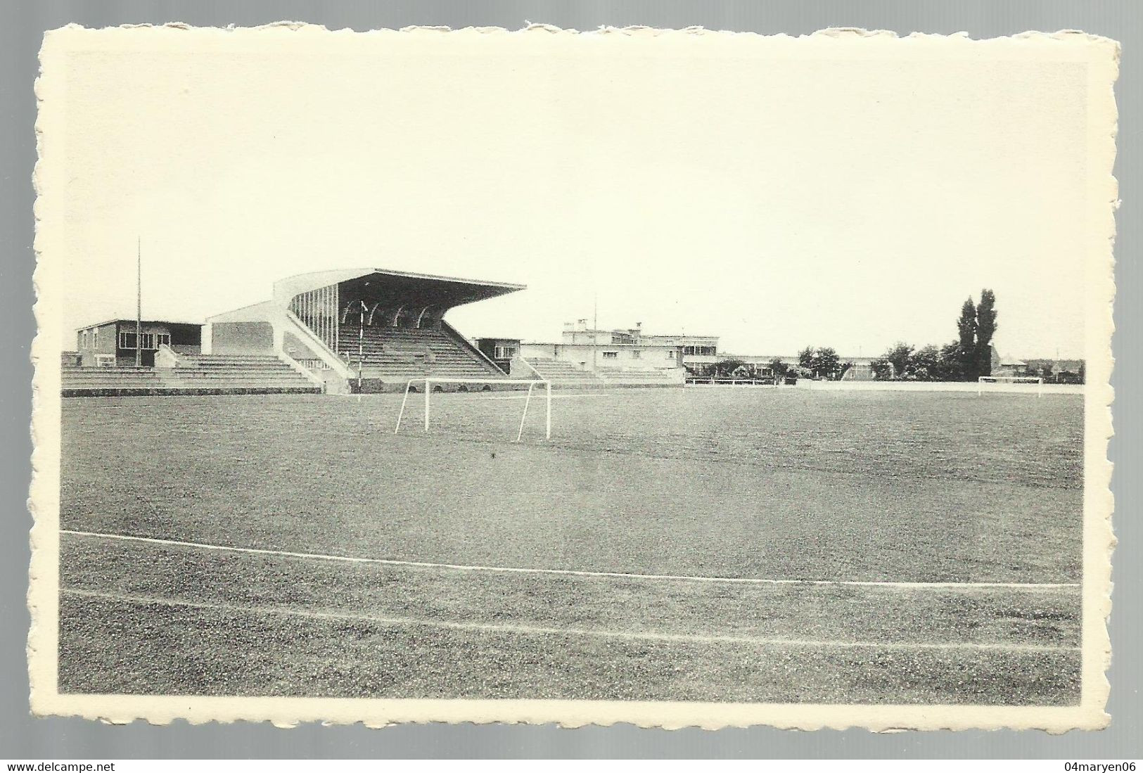 *** QUAREGNON ***  -   Stade ( Terrain De Football ) - Quaregnon