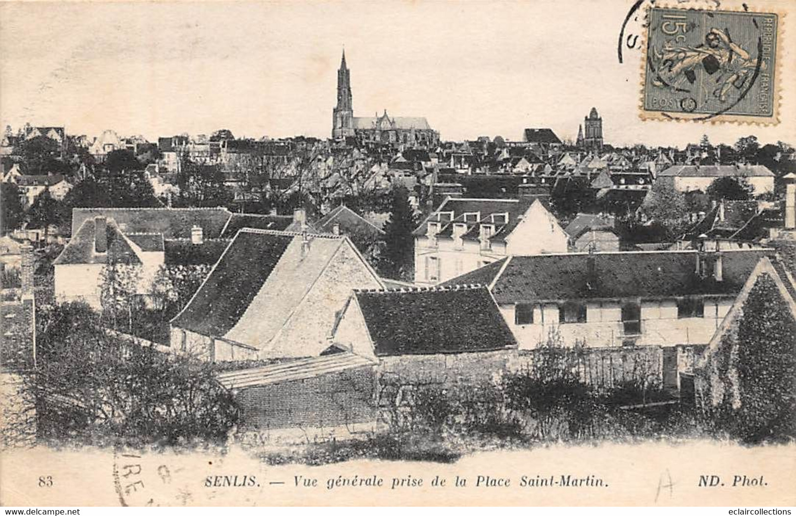 Senlis        60         Vue Générale Prise De La Place Saint Martin    (voir Scan) - Senlis