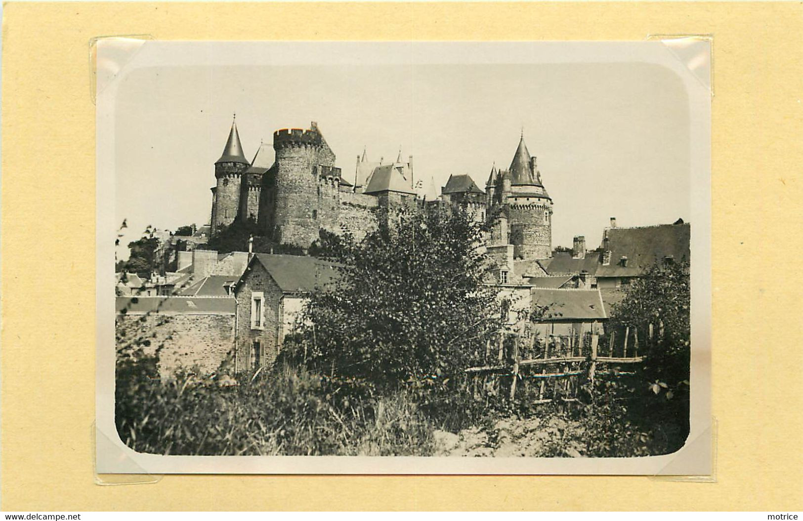 VITRE (ile Et Vilaine) - Le Château, Vue Générale (photo Années 30, Format 10,3cm X 7,6cm) - Places