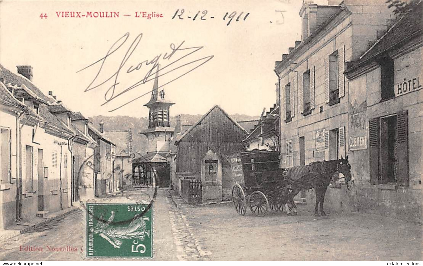 Vieux-Moulin      60        Rue  De L'église Et Attelage Devant Hôtel         (voir Scan) - Autres & Non Classés