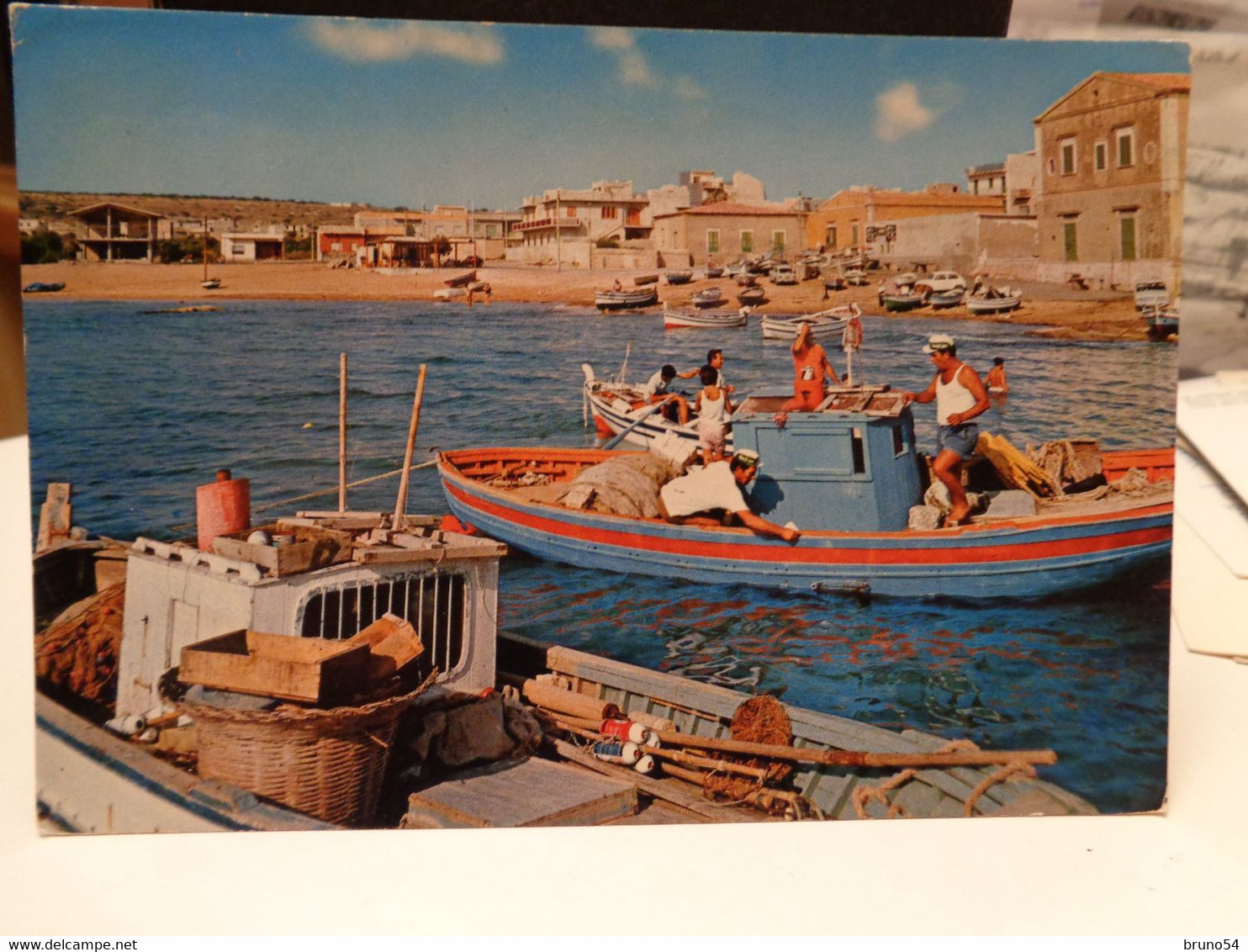 Cartolina  Donnalucata Frazione Del Comune Di Scicli Prov Ragusa Barche In Partenza Pescatori 1975 - Ragusa