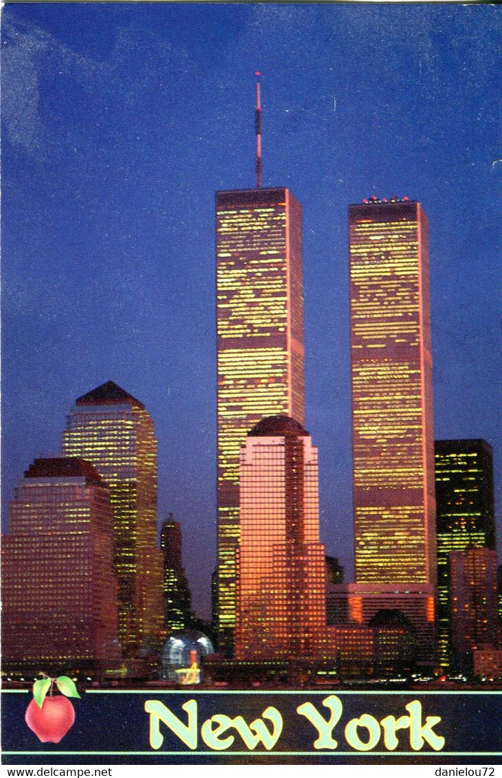 WORLD TRADE CENTER AT NIGHT (1993) - World Trade Center