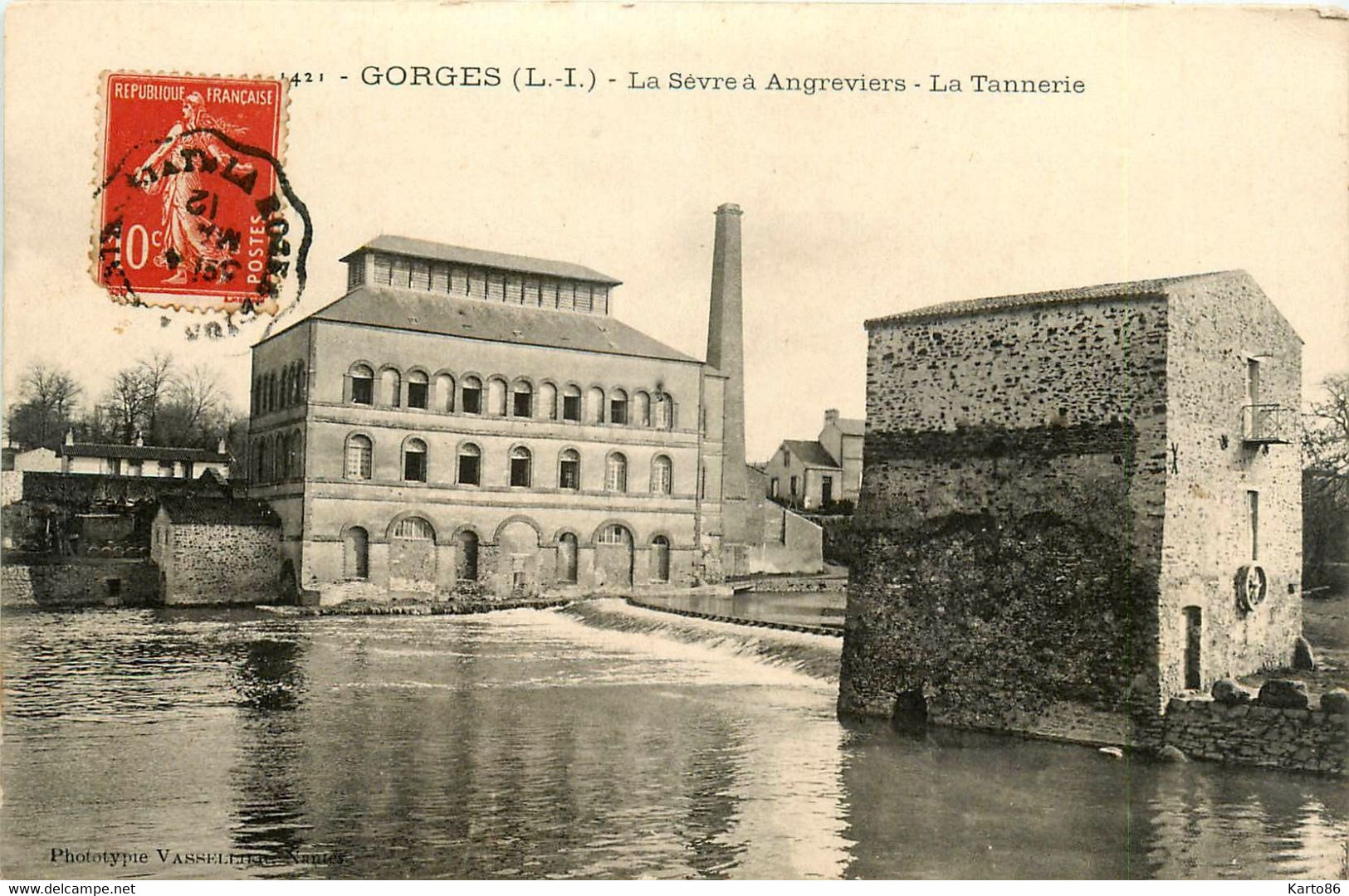 Gorges * La Sèvre à Angreviers * La Tannerie - Gorges