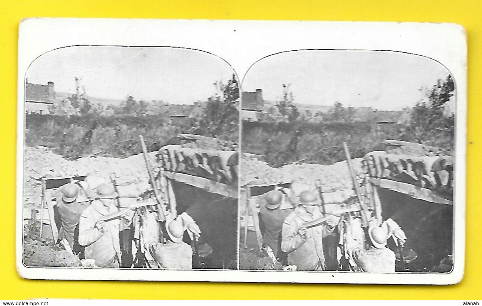 Militaria WW1 An Anti-Aircraft Gun Being Worked In A Trench - Stereoscopio