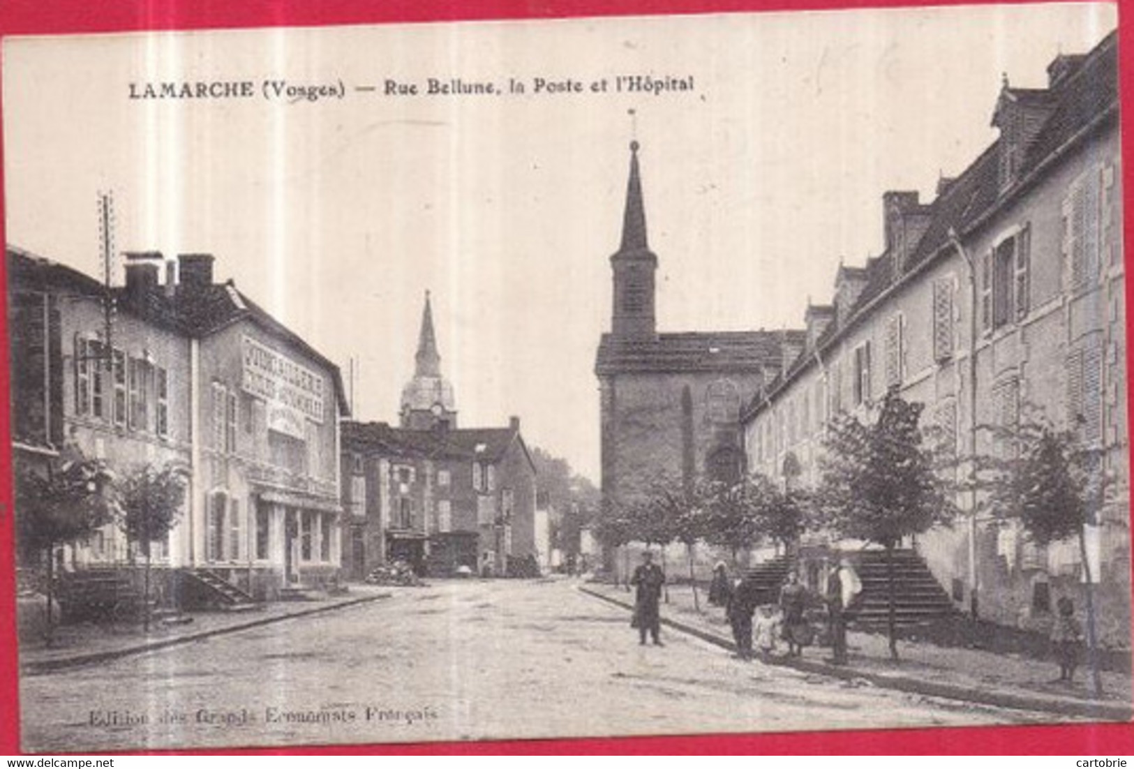 Dépt 88 - LAMARCHE - Rue Bellune, La Poste Et L'Hôpital - à Gauche Quincaillerie, Cycles, Automobiles - Lamarche
